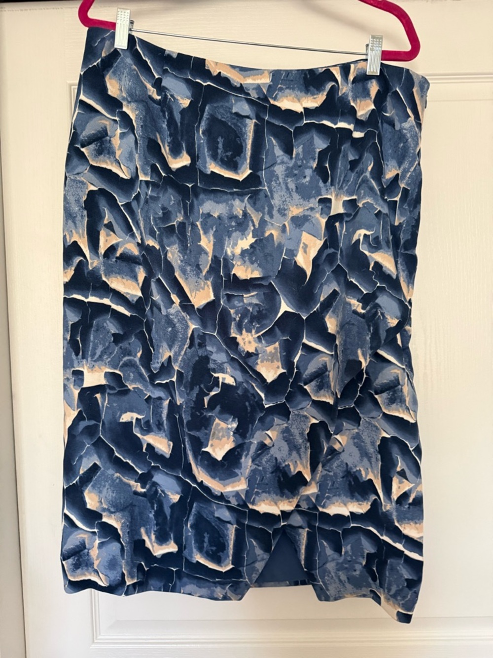 Chico’s Women’s Navy Blue & Cream Abstract Print Skirt
